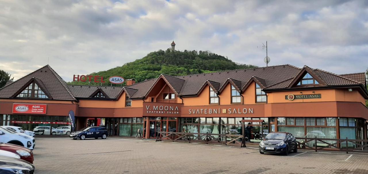 garni Hotel ASAS*** Most Buitenkant foto