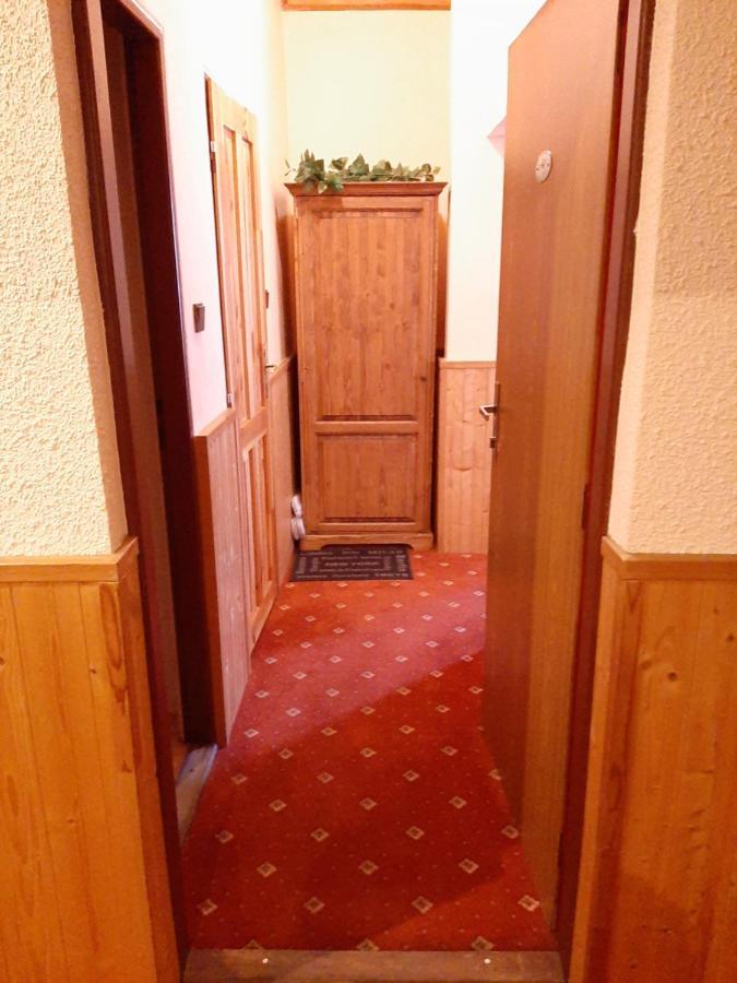 garni Hotel ASAS*** Most Buitenkant foto
