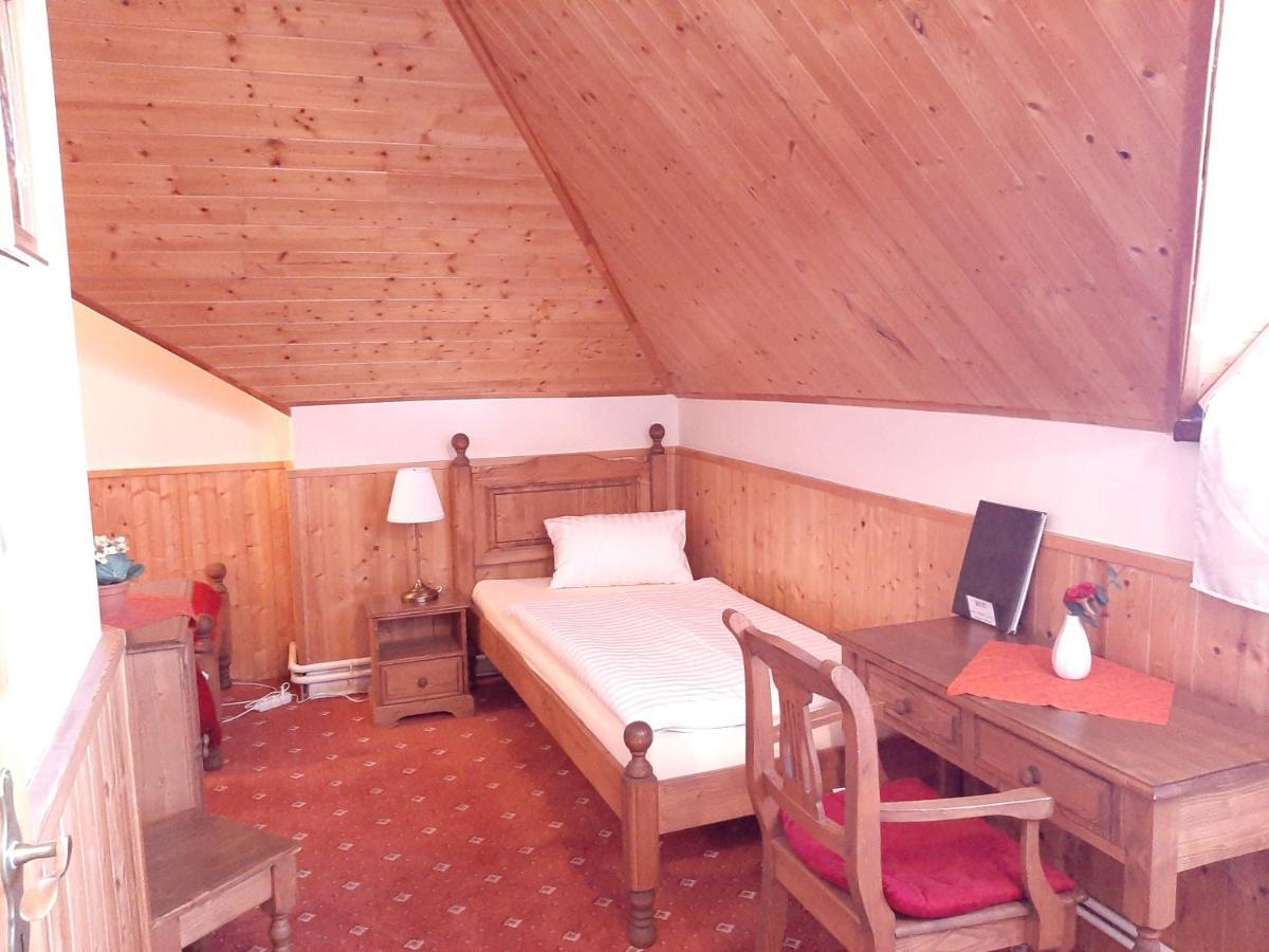 garni Hotel ASAS*** Most Buitenkant foto